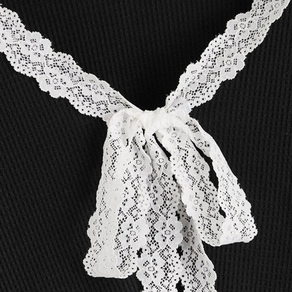 Lace trim Tie front ribbed crop top - Picture 4 of 6